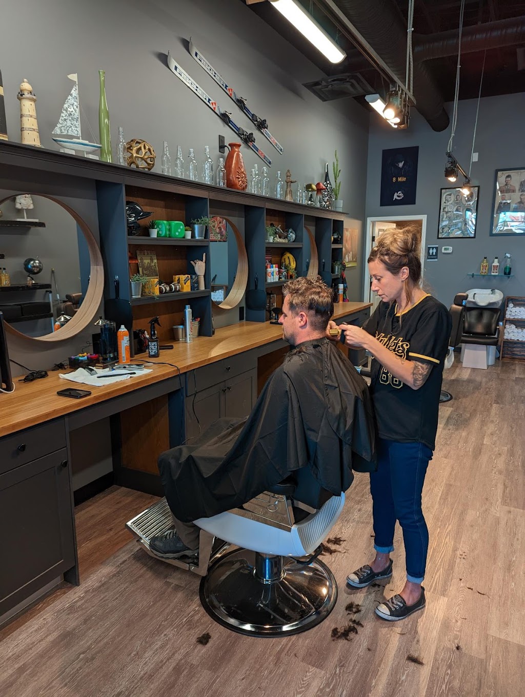 Mullets Barber Shop, Sylvan Lake | 3715 47 Ave #420, Sylvan Lake, AB T4S 0C8, Canada | Phone: (403) 887-8143