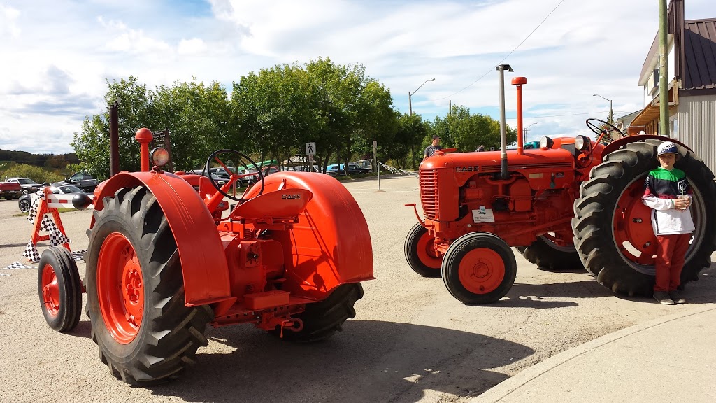 KC Foods | 214 Railway Ave W, Cremona, AB T0M 0R0, Canada | Phone: (403) 637-2816