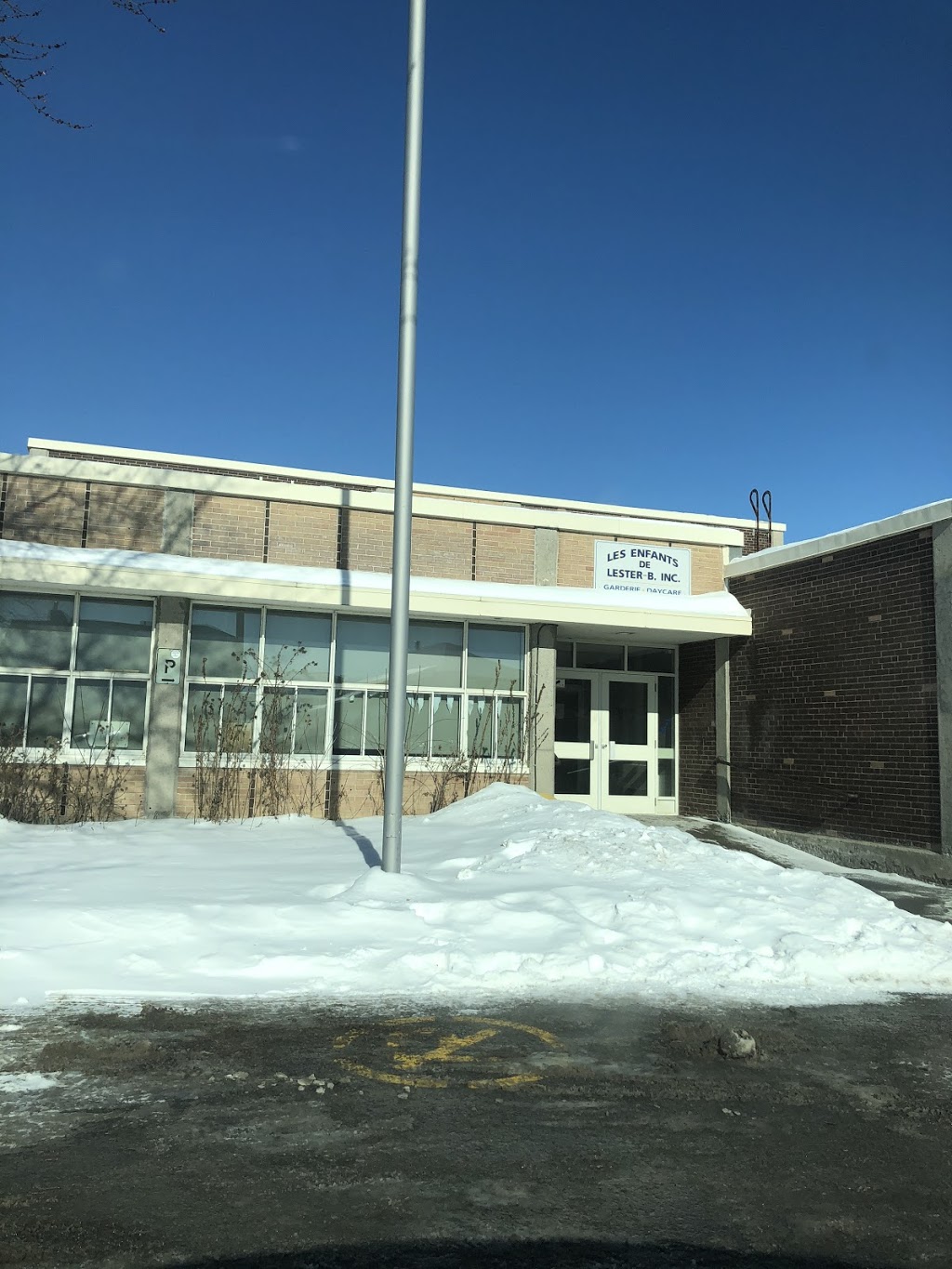 Lester B. Pearson School Board | 1925 Avenue Brookdale, Dorval, QC H9P 2Y7, Canada | Phone: (514) 422-3000