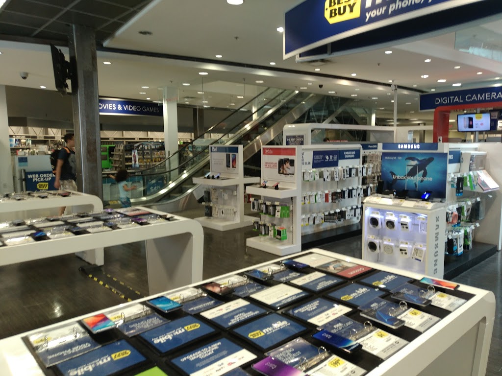 Best Buy | 2400 Yonge St, Toronto, ON M4P 2H4, Canada | Phone: (416) 489-4726