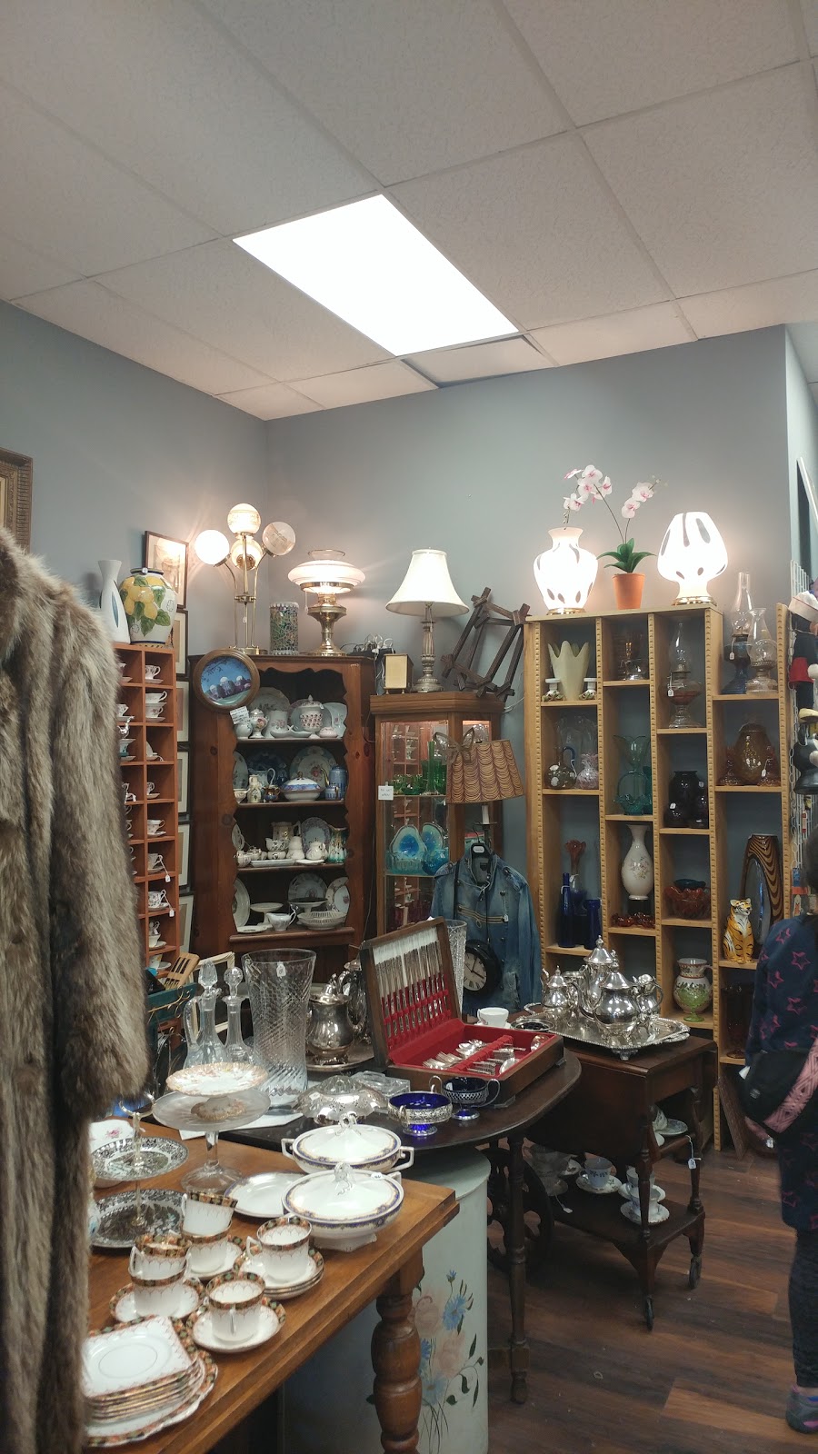 Treasure Quest | 10520 Yonge St, Richmond Hill, ON L4C 3C7, Canada | Phone: (647) 998-5987