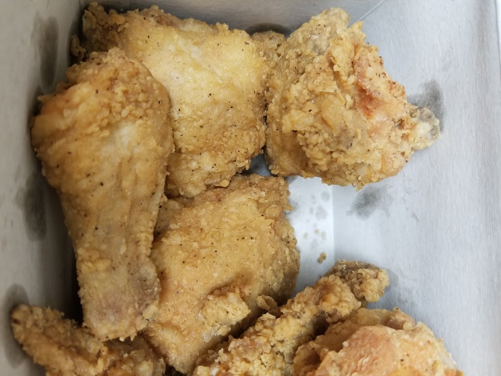 Mary Browns Chicken & Taters | 2543 Portage Ave, Winnipeg, MB R3J 0P1, Canada | Phone: (204) 691-9925