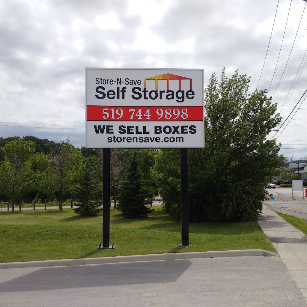 Store-N-Save - Kitchener Alpine | 176 Hayward Ave, Kitchener, ON N2C 2E4, Canada | Phone: (519) 744-9898