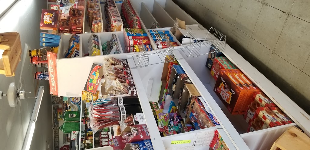 Magasin General Lost River | 2822 Rte 327, Harrington, QC J8G 2T1, Canada | Phone: (819) 687-2477