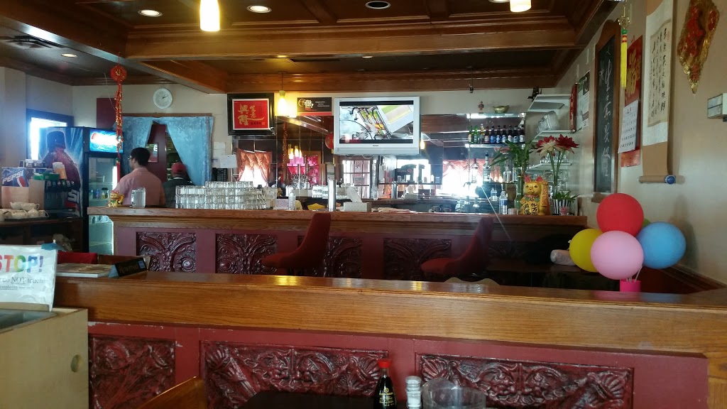 Comodo Chinese Restaurant | 9 Centre St, Gimli, MB R0C 1B0, Canada | Phone: (204) 642-1888
