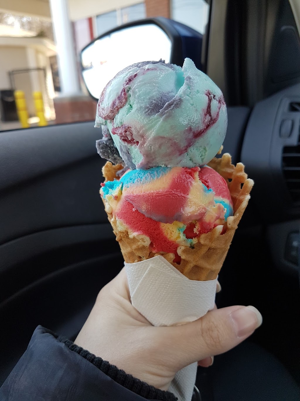 Crocodile Ice Cream | 10 Cumberland Dr, Dartmouth, NS B2V 2C7, Canada | Phone: (902) 817-0466