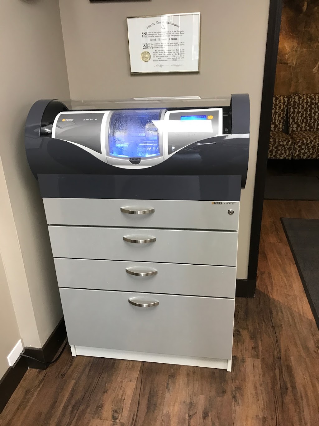 Renew Dental Family Dentistry | 1919 Sirocco Dr SW #420, Calgary, AB T3H 2Y3, Canada | Phone: (403) 283-6565