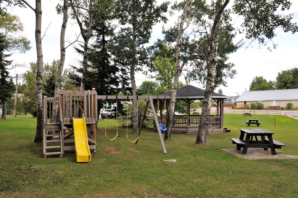Camping Au Soleil Levant | campground | 118 Av. Tremblay, Saint-Edmond-les-Plaines, QC G0W 2M0, Canada | 4182743069 OR +1 418-274-3069