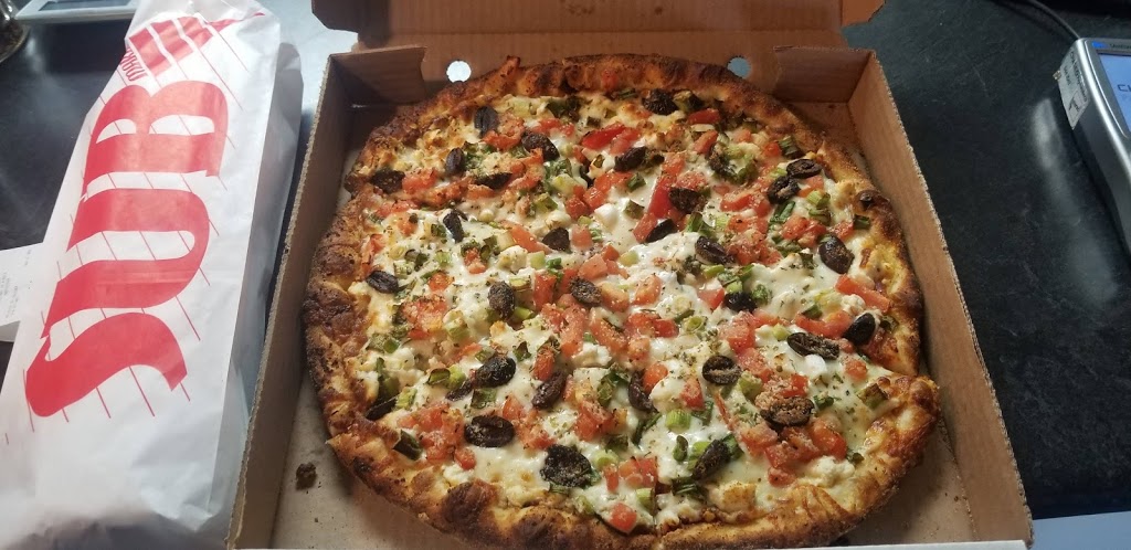 Marthas Pizza II | 746 Bedford Hwy, Halifax, NS B3M 2L8, Canada | Phone: (902) 832-2020