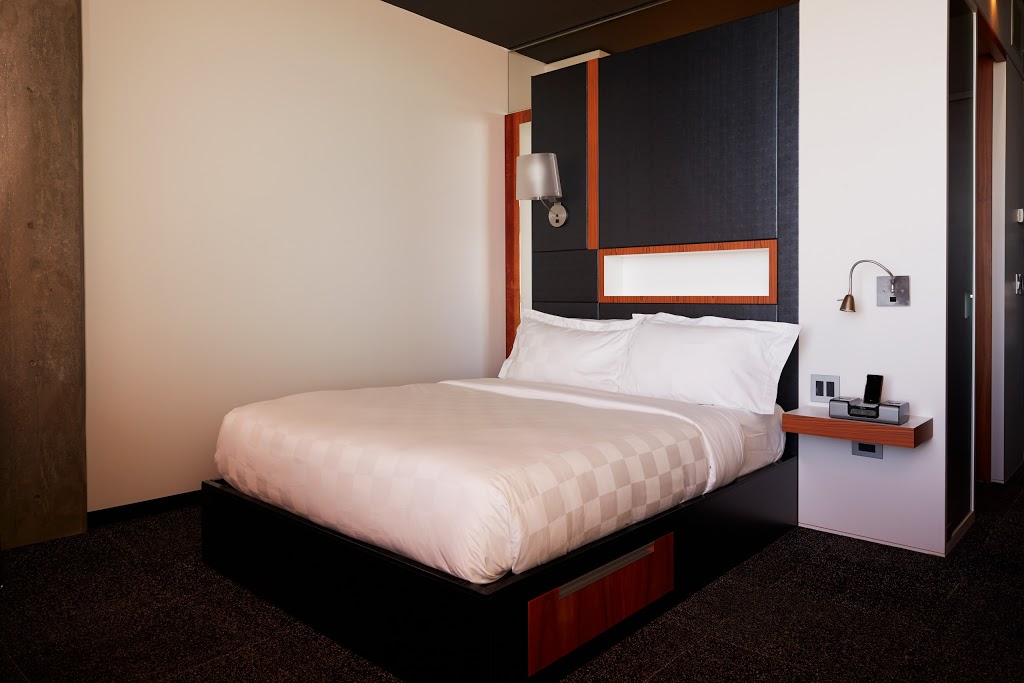 Alt Hotel | 6500 Boulevard Rome, Brossard, QC J4Y 0B6, Canada | Phone: (450) 443-1030