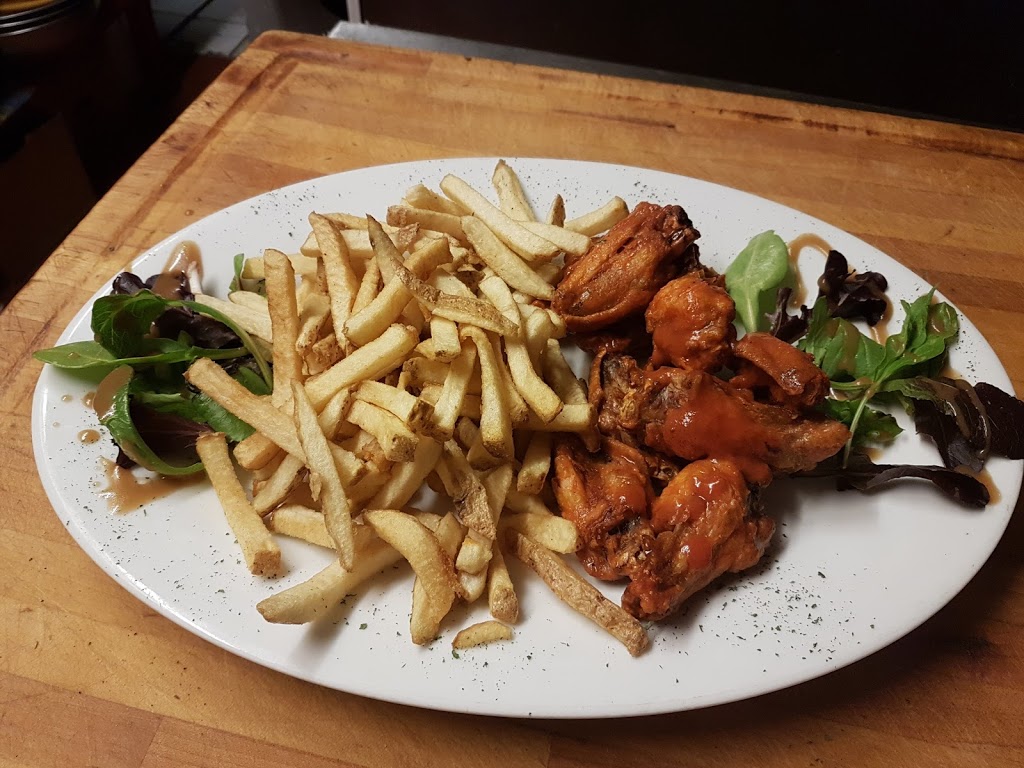 The Village Restaurant | 60 Queen St S, Tottenham, ON L0G 1W0, Canada | Phone: (905) 936-2100
