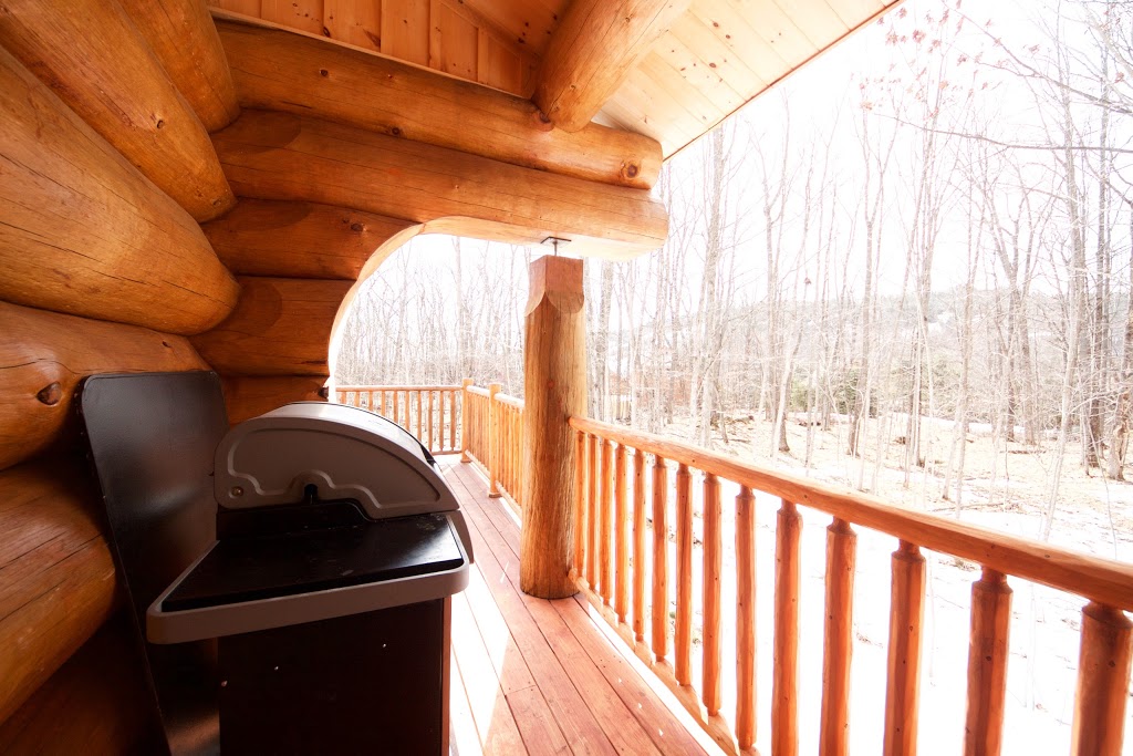 Crestview Chalet | 42 Crestview Dr, Calabogie, ON K0J 1H0, Canada | Phone: (613) 219-5199