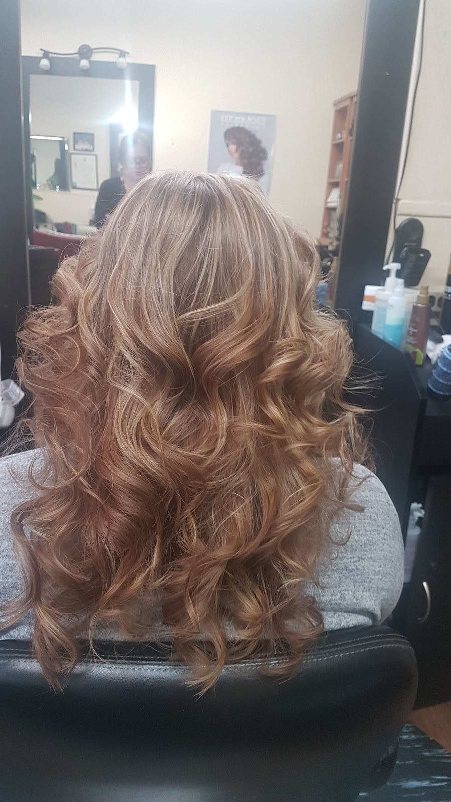 Carolinas Beauty Centre | 1172A Weston Rd, York, ON M6M 4P4, Canada | Phone: (416) 769-6307