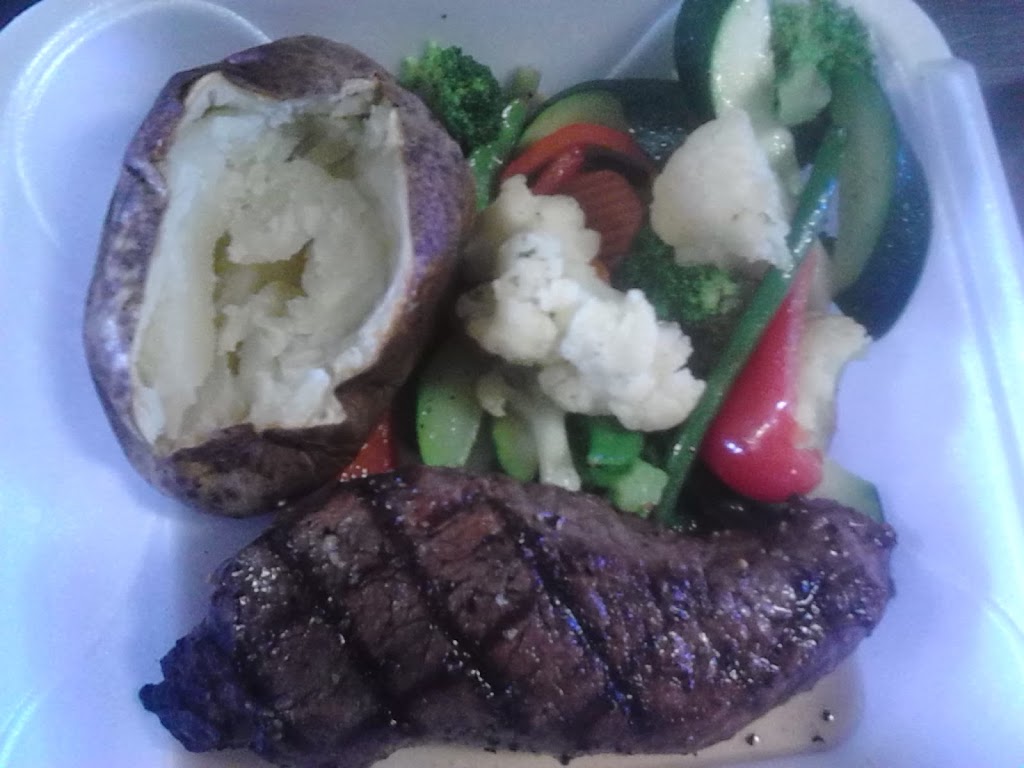 Yubbs Restaurant | 2546 Niagara Falls Blvd, Niagara Falls, NY 14304, USA | Phone: (716) 731-3601