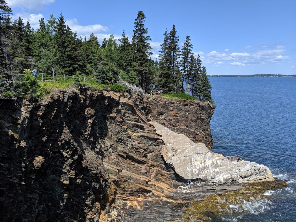 Ovens Natural Park | Riverport, NS B0J 2W0, Canada | Phone: (902) 766-4344