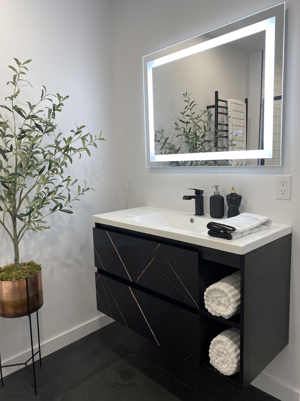 Antoine Levesque Design Intérieur | 708 Rue Principale, Piedmont, QC J0R 1K0, Canada | Phone: (450) 712-2944