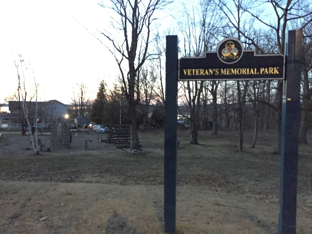 Veterans Memorial Park | 60-68 Elm St, Waubaushene, ON L0K 2C0, Canada | Phone: (705) 534-7248