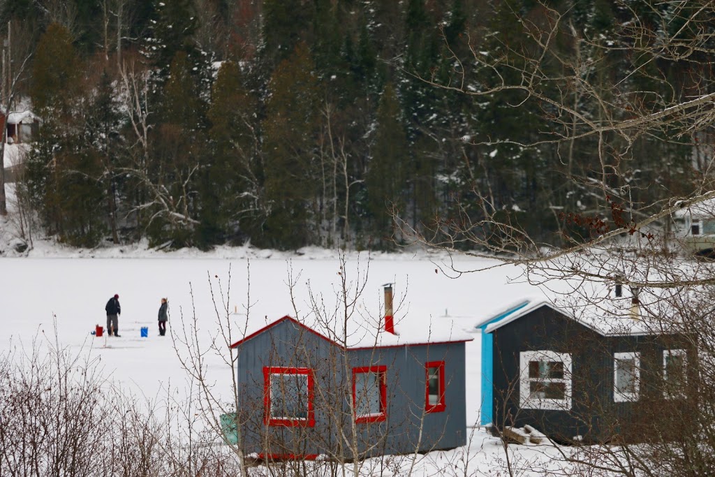 Aux retrouvailles | 3252 Rue de la Baie des Sables, Lac-Mégantic, QC G6B 1R6, Canada | Phone: (819) 340-1839