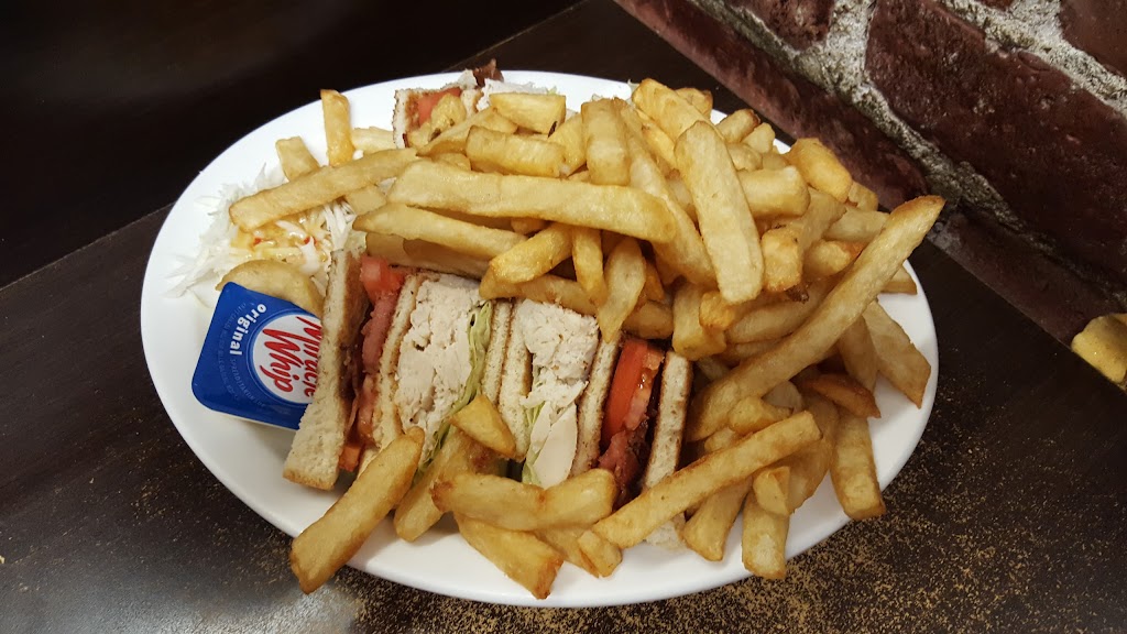 Restaurant Jeannot | 1190 Av. de Grand-Mère, Grand-Mère, QC G9T 2J3, Canada | Phone: (819) 538-5451