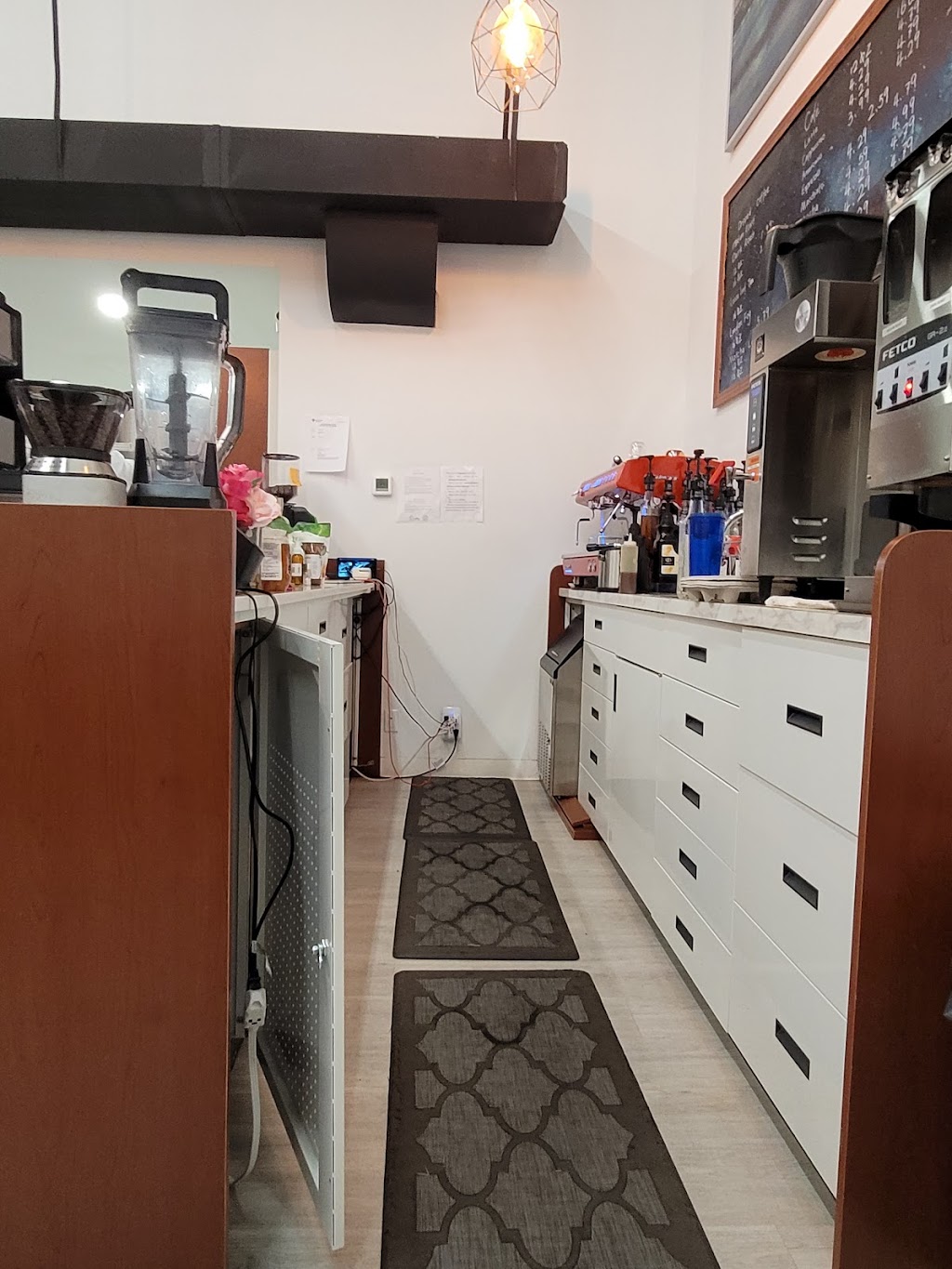 eRx Pharmacy and Cafe e-Rx | 1715 10 Ave SW, Calgary, AB T3C 0K1, Canada | Phone: (403) 460-7766