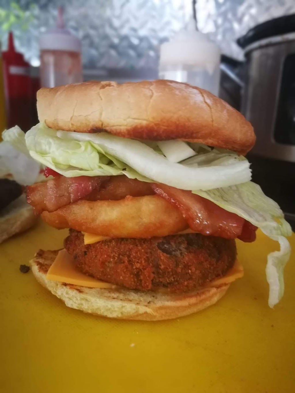 ChipWitch Fry Truck | 129 Tamarac St, Dunnville, ON N1A 2C1, Canada | Phone: (905) 921-2217