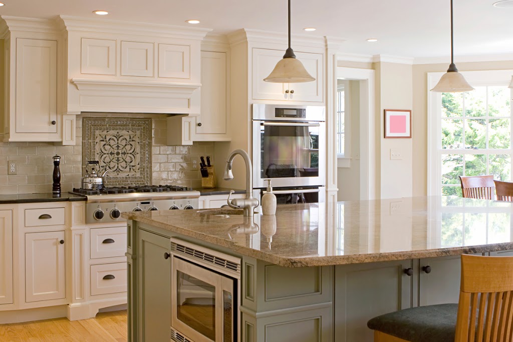 Kitchen Style | 104 Wood Ln, Richmond Hill, ON L4C 4W1, Canada | Phone: (647) 500-1400