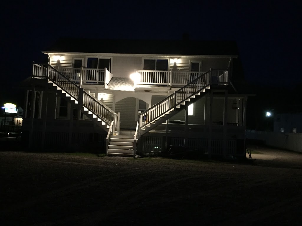 Swan View Inn | 7417 Dyke Rd, Clay Township, MI 48001, USA | Phone: (810) 335-8582