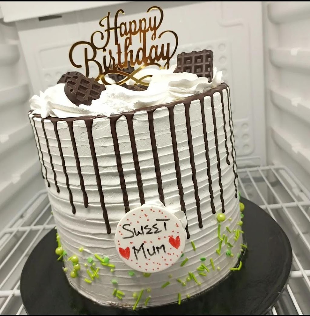 Kdcakesndcreame | 541 Lilith St, Ottawa, ON K2J 0K6, Canada | Phone: (613) 869-4827