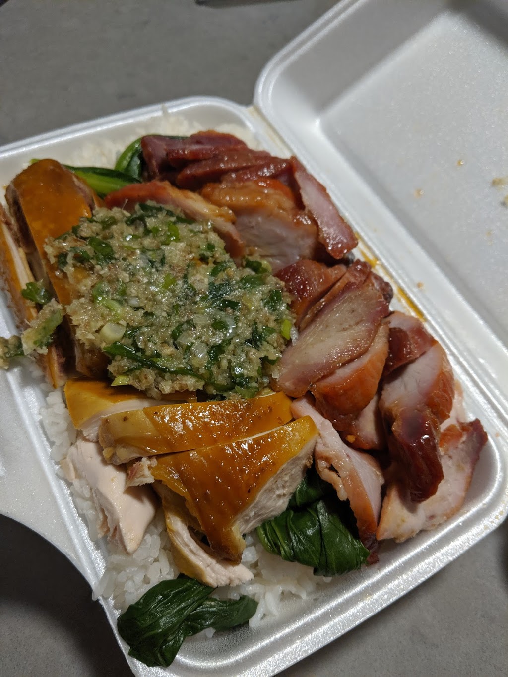 New May Hong Yuen B.B.Q. Rest. | 250 Alton Towers Cir Unit B1, Scarborough, ON M1V 4E7, Canada | Phone: (416) 291-8388