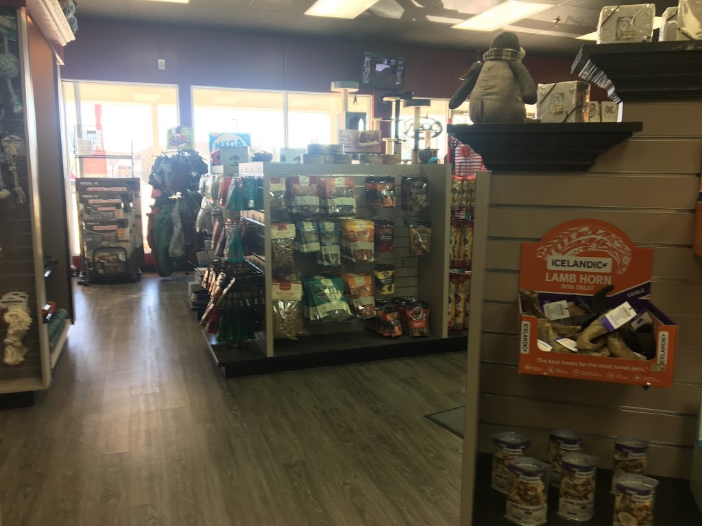 Global Pet Foods | 385 Springbank Ave, Woodstock, ON N4T 1R3, Canada | Phone: (519) 539-0111