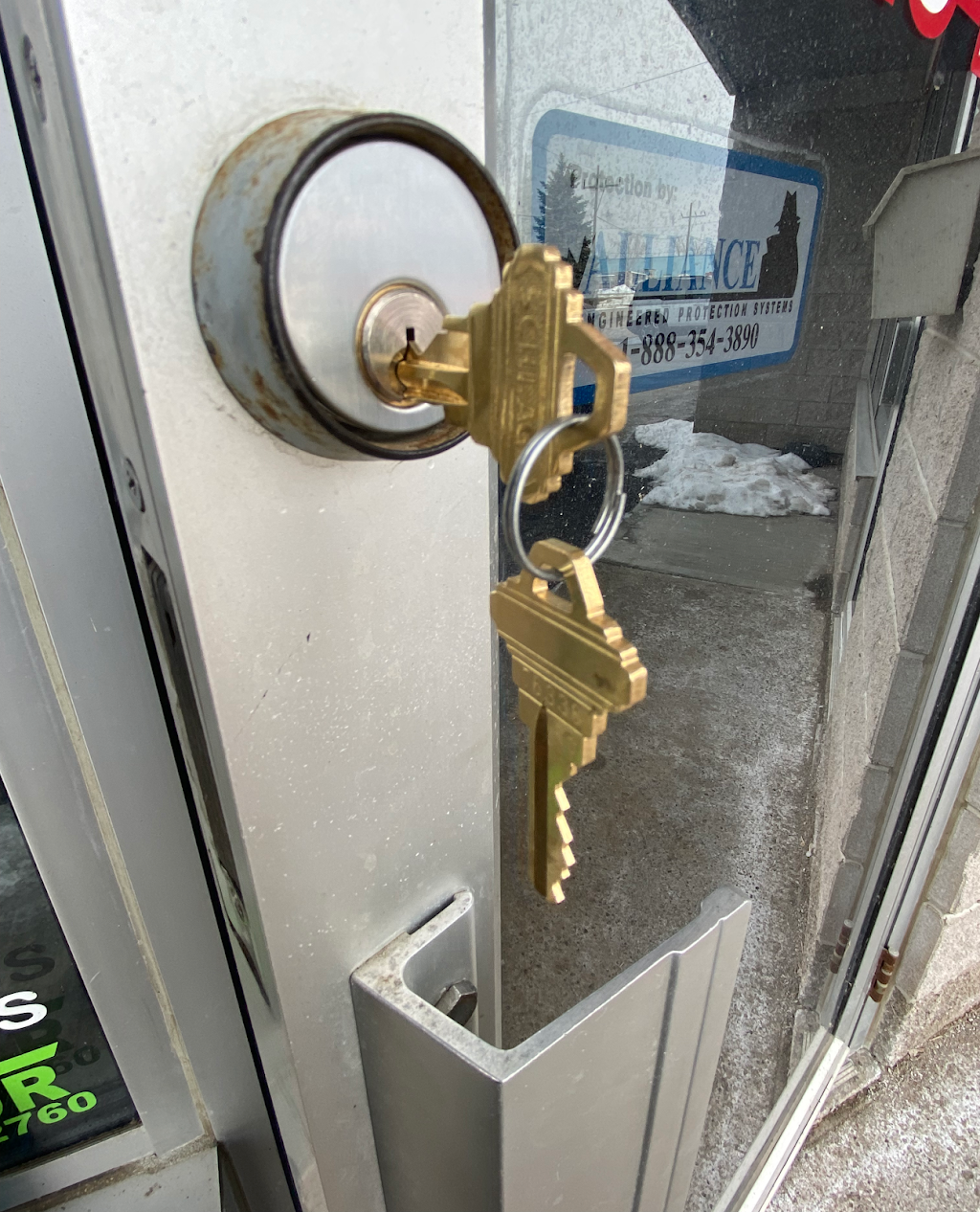 Oxford Door, Lock & Control | 140 Oxford St, Woodstock, ON N4S 6A7, Canada | Phone: (519) 535-3188