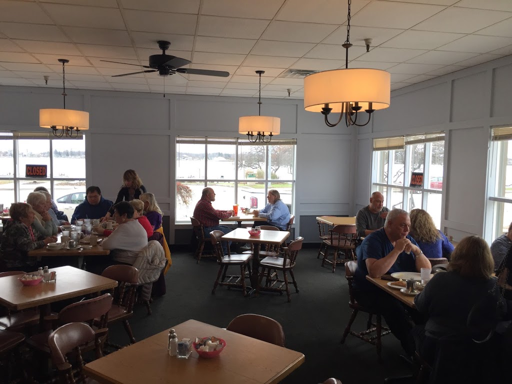 Drifters Restaurant & Lounge | 201 N Riverside Ave A7, St Clair, MI 48079, USA | Phone: (810) 329-4913
