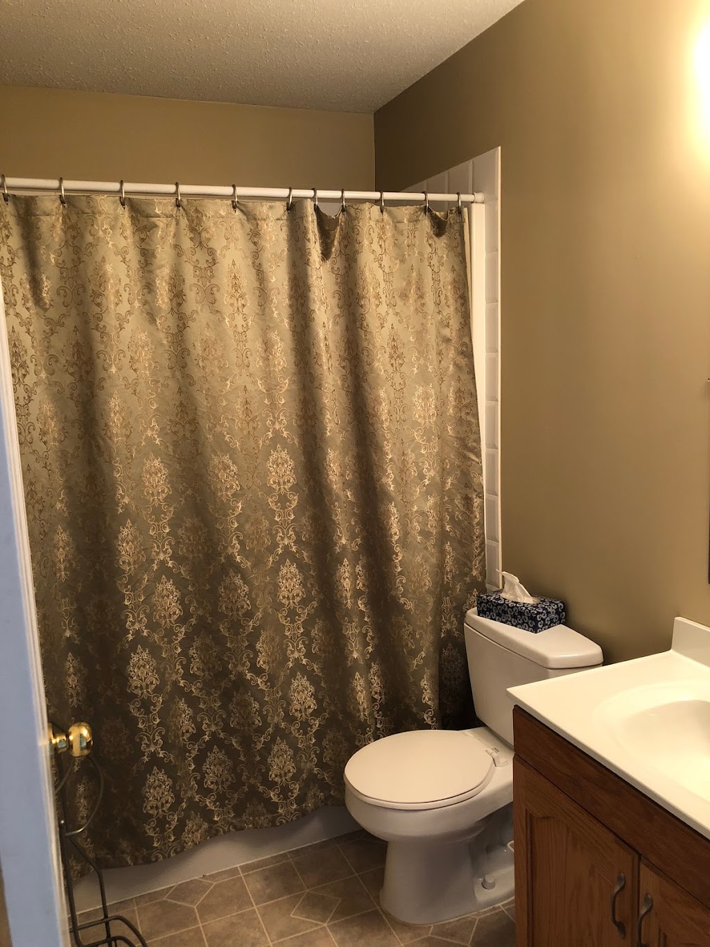 Sea Oar Inn - Summer Cottage | 5004 38 St, Sylvan Lake, AB T4S 1B6, Canada | Phone: (780) 996-5409