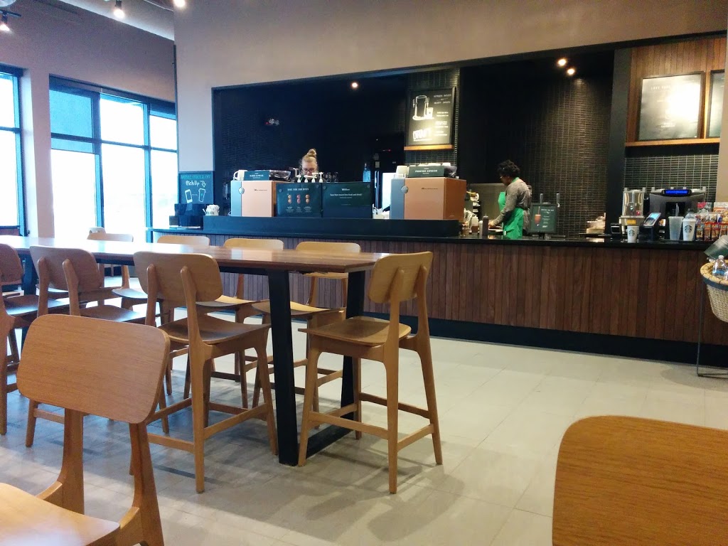 Starbucks | 5771 Main St, Whitchurch-Stouffville, ON L4A 7Z8, Canada | Phone: (289) 231-7720