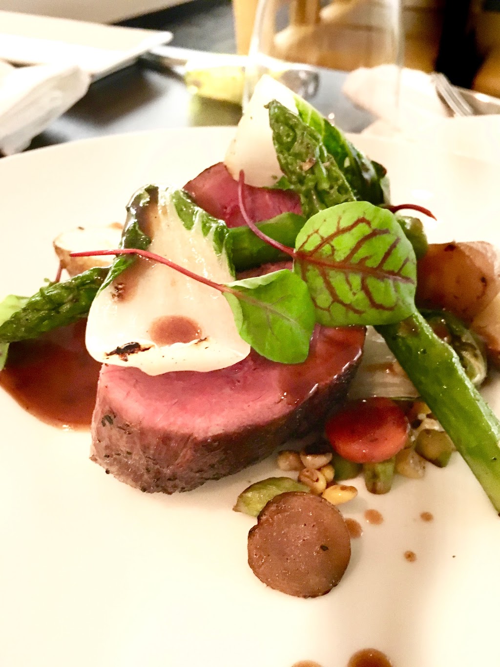 Chotto Resto Lounge | 1463 Boulevard Lionel-Boulet #106, Varennes, QC J3X 1P7, Canada | Phone: (450) 652-6888