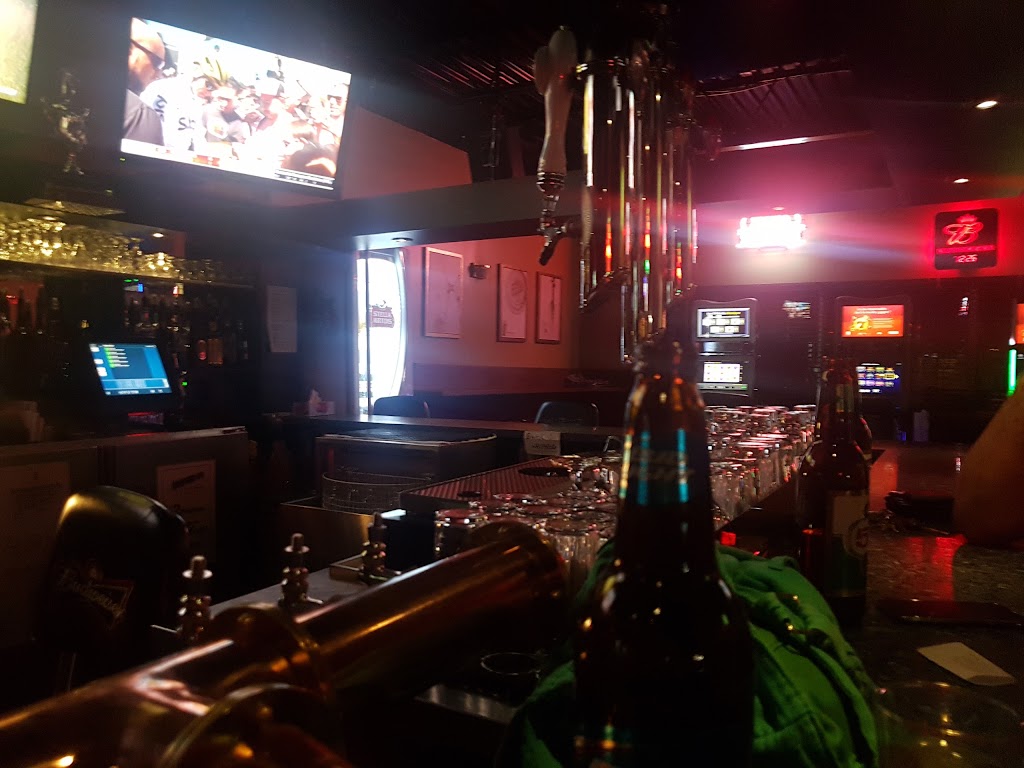 Bar Le Prestige | 1566 Rue de la Faune, Québec, QC G3E 1L2, Canada | Phone: (418) 847-5214
