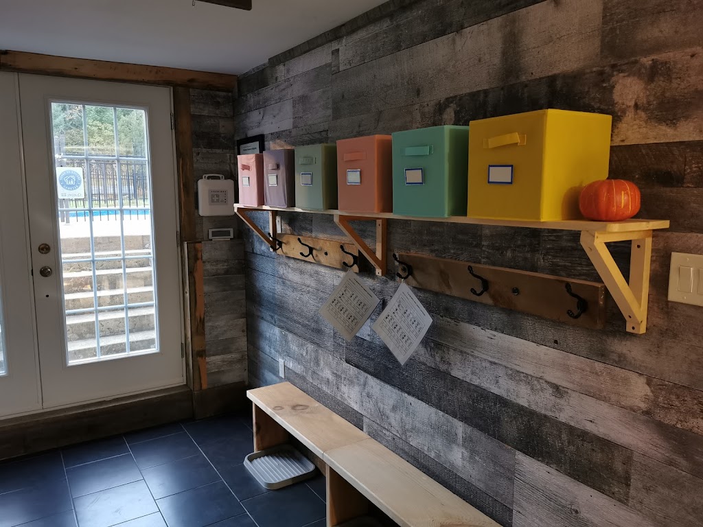 Nursery Les Six Plumes | 144 Rue Goudreau, Magog, QC J1X 5T1, Canada | Phone: (819) 201-2555