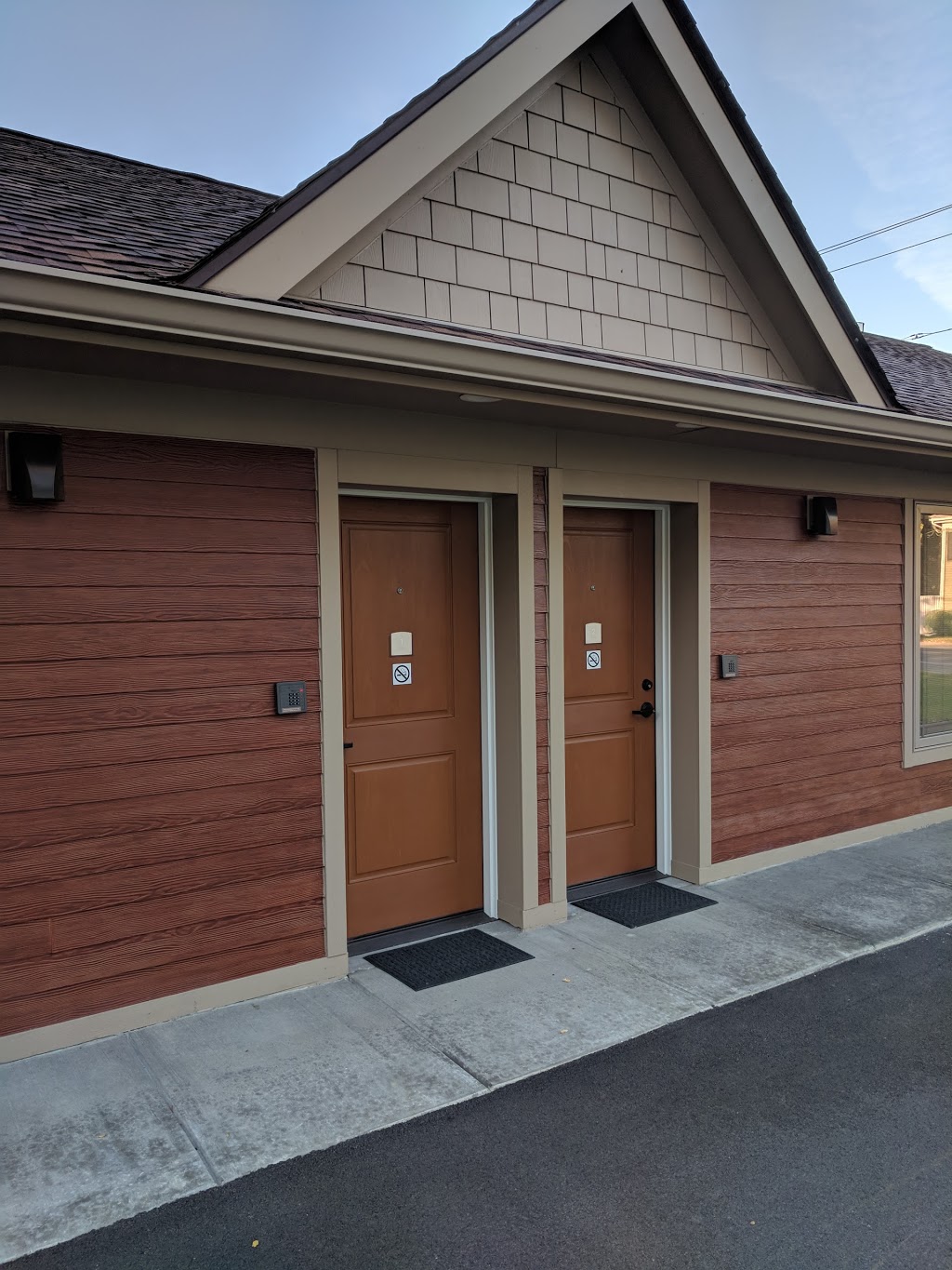The Fields of Eden Inn, LLC | 8633 S Main St, Eden, NY 14057, USA | Phone: (716) 575-4411
