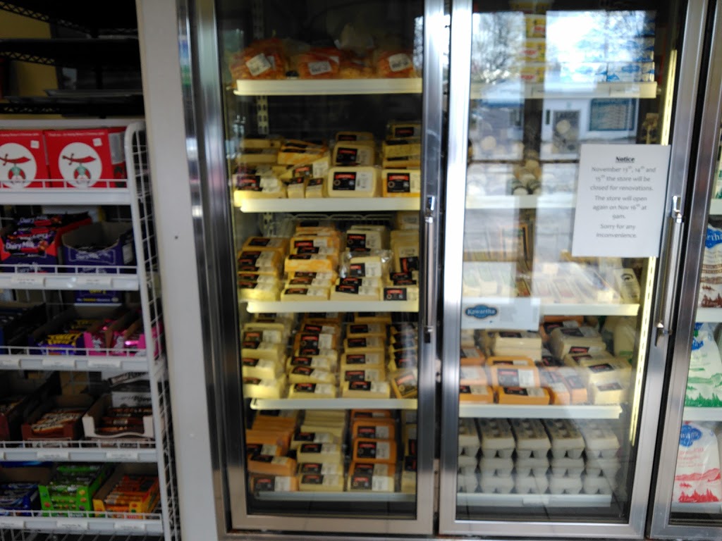 Kawartha Dairy Bobcaygeon | 89 Prince St W, Bobcaygeon, ON K0M 1A0, Canada | Phone: (705) 738-5123