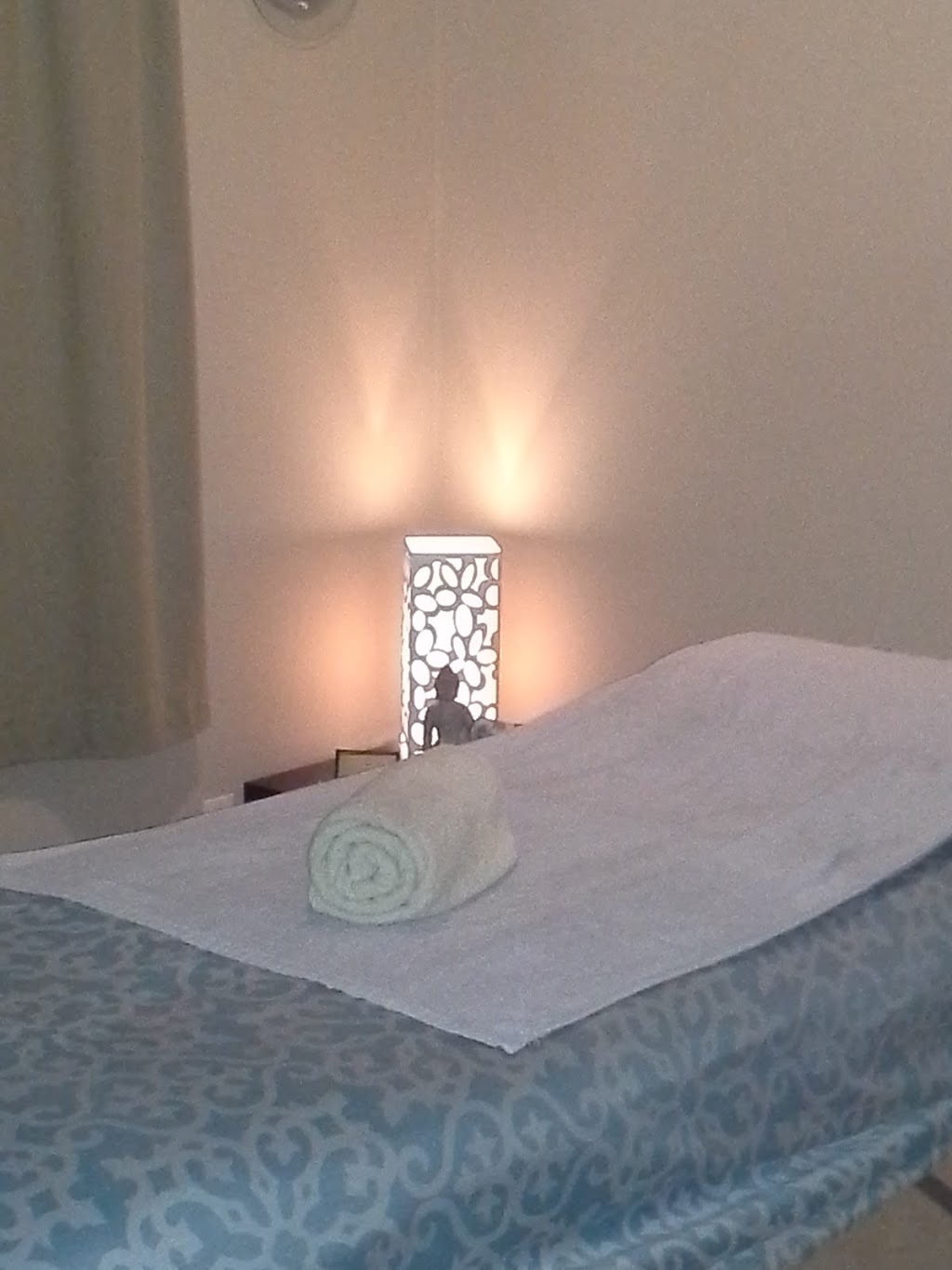 Massothérapie-Québec-Lévis | 5200 Rue des Mélomanes, Charny, QC G6X 2K5, Canada | Phone: (581) 990-6672