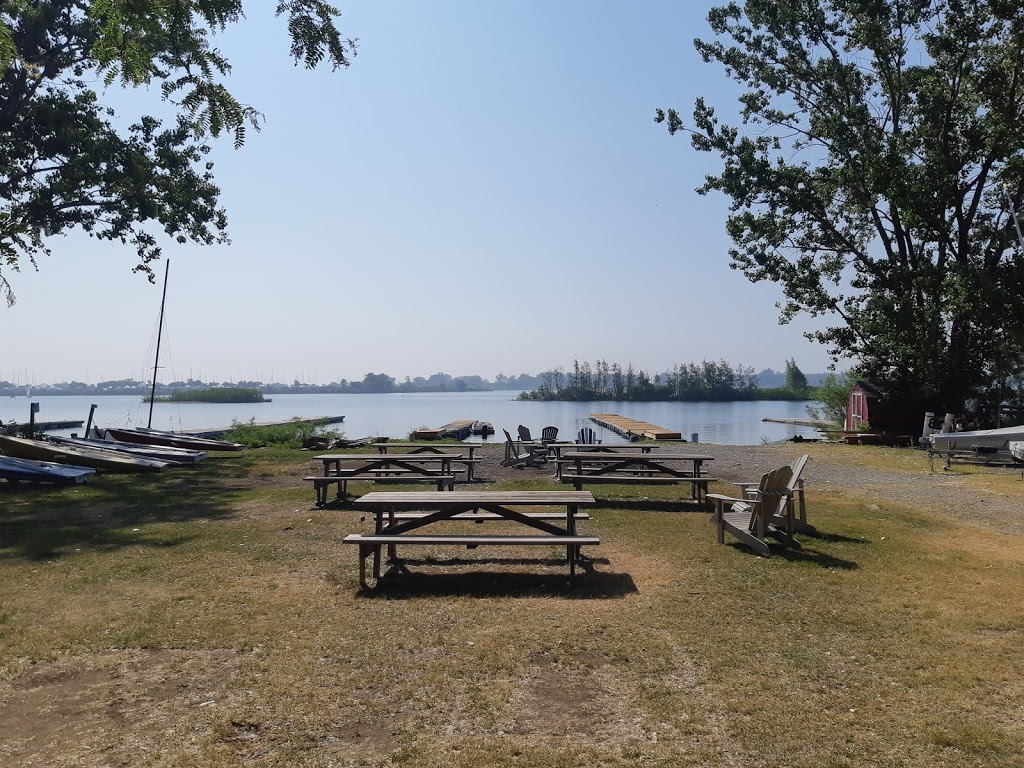 Mooredale Sailing Club | 8 Regatta Rd, Toronto, ON M5A 5A4, Canada | Phone: (416) 461-3660
