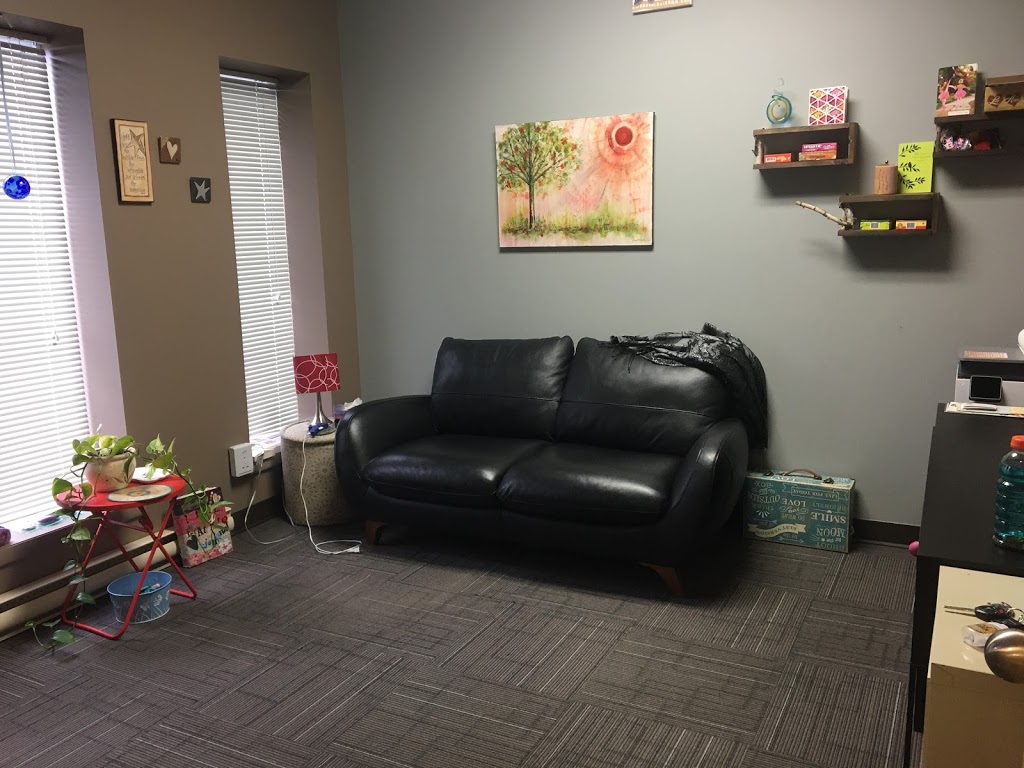 Creative Counselling Thunder Bay | 1184 Roland St #490, Thunder Bay, ON P7B 5M4, Canada | Phone: (807) 626-0345