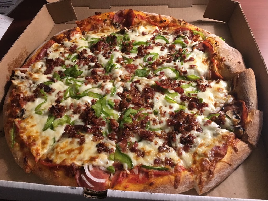 Milano Pizzeria | 290 King St E, Gananoque, ON K7G 1G5, Canada | Phone: (613) 382-8222