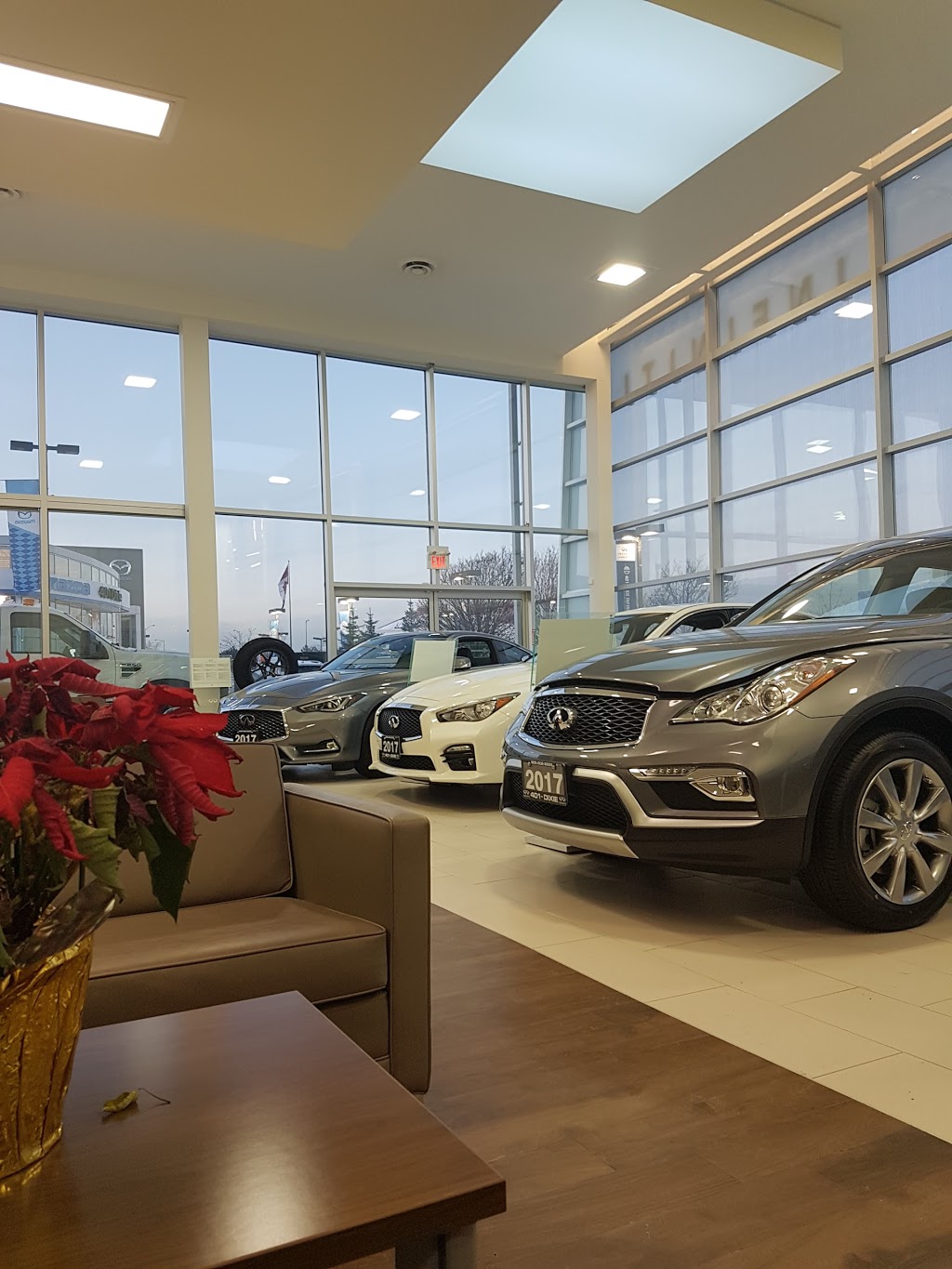 401 Dixie Infiniti | 5500 Dixie Rd Unit D, Mississauga, ON L4W 4N3, Canada | Phone: (905) 602-8825