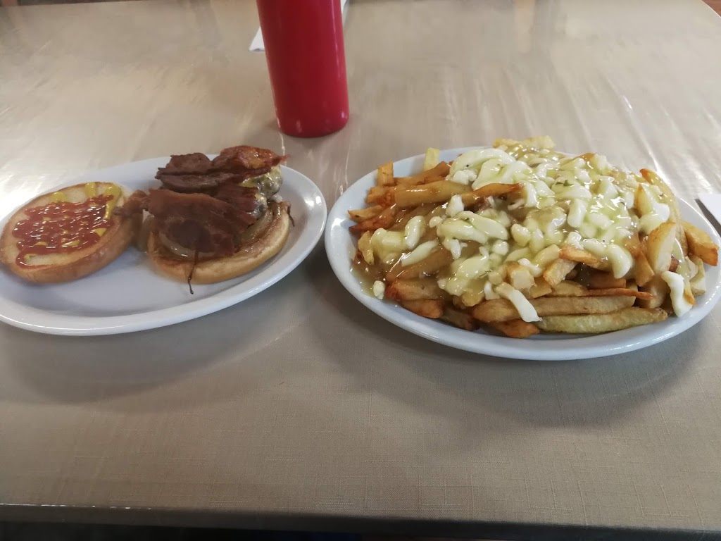 Home Style Restaurant And Motel | 403 Trans-Canada Hwy, Walford, ON P0P 2E0, Canada | Phone: (705) 844-1842