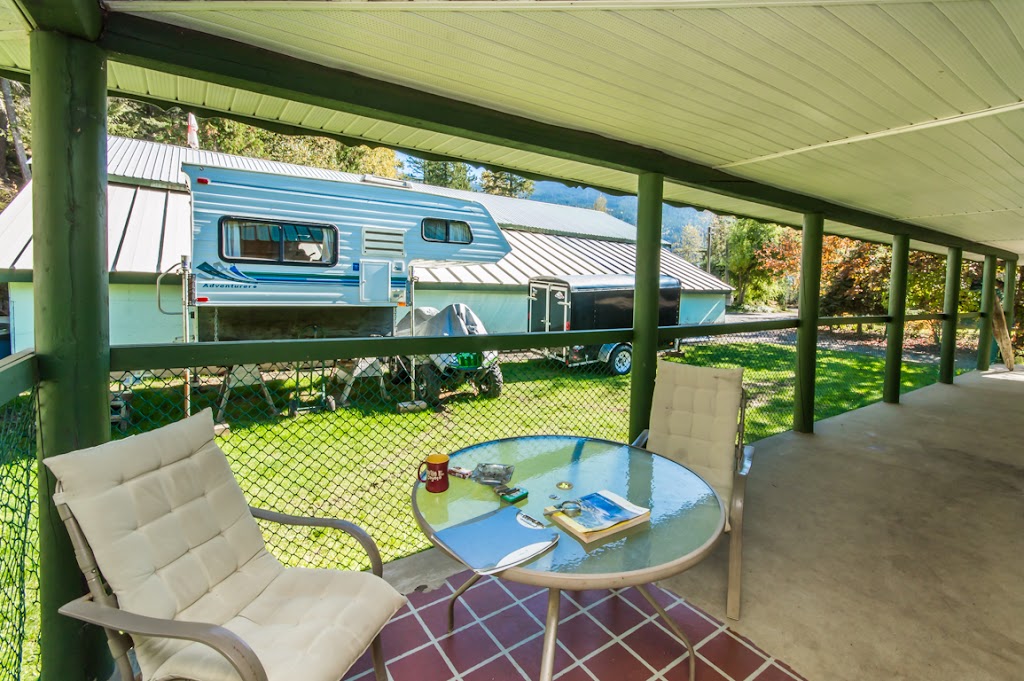 Eagle Valley Homestead | 4839 Lybarger Rd, Malakwa, BC V0E 2J0, Canada | Phone: (236) 836-0611