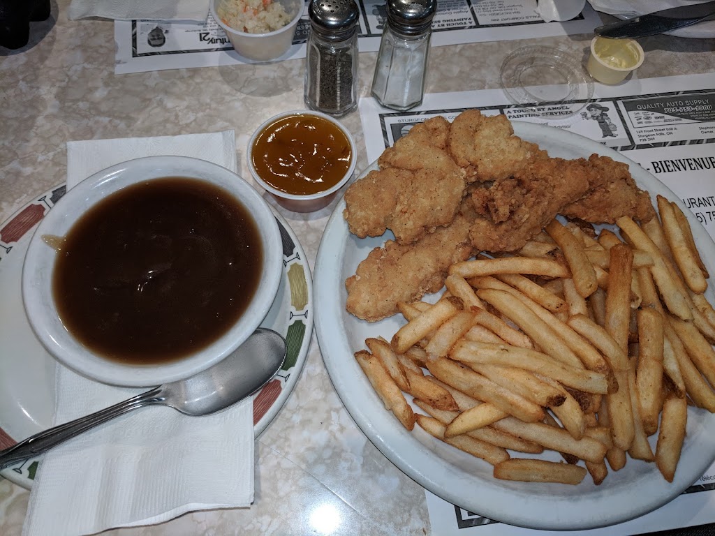 Gervais Restaurant & Tavern | 169 Front St, Sturgeon Falls, ON P2B 2H9, Canada | Phone: (705) 753-1520