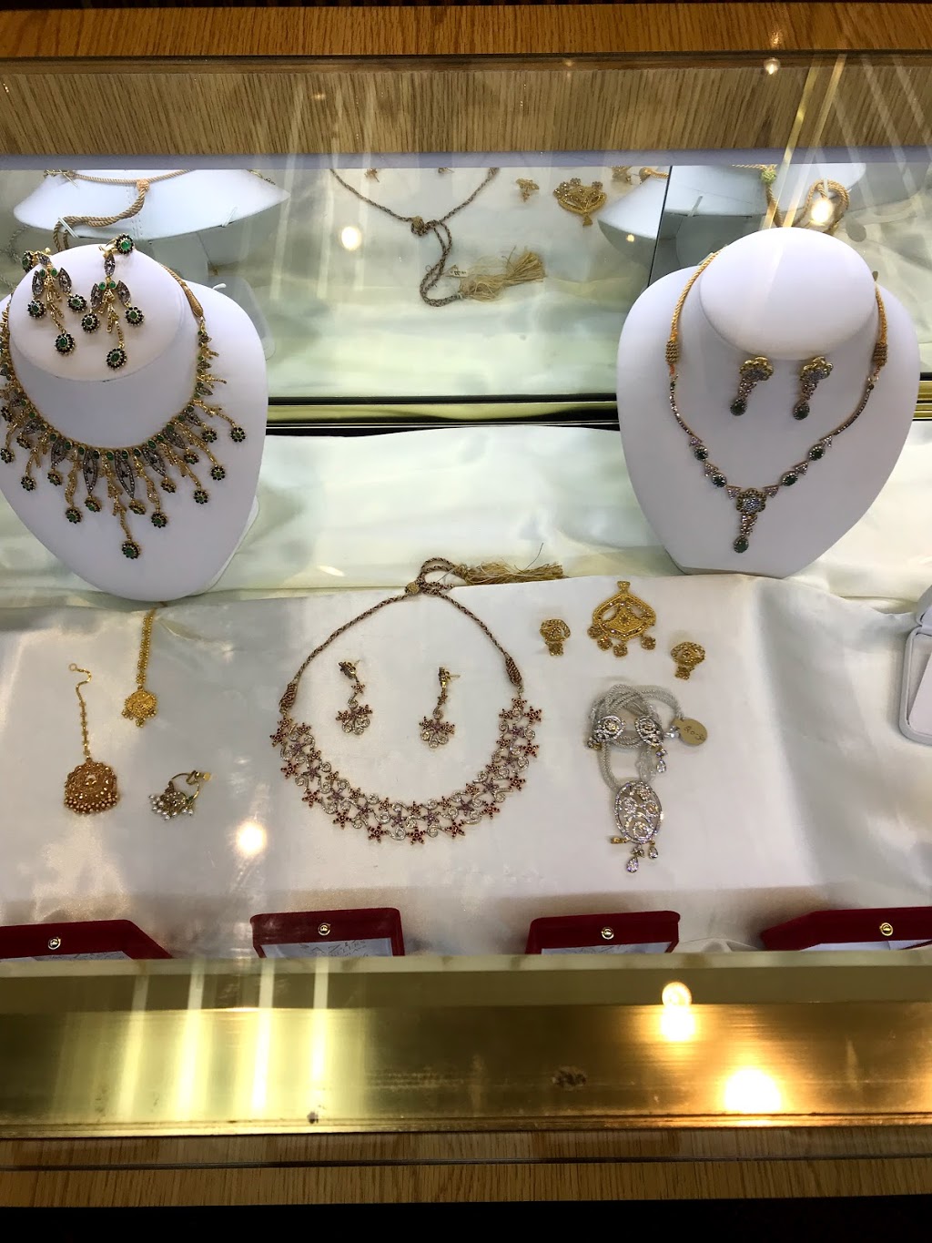Aziz Jewellers | 2643 2643 Islington Av, Etobicoke, ON M9V 2X4, Canada | Phone: (416) 740-6666