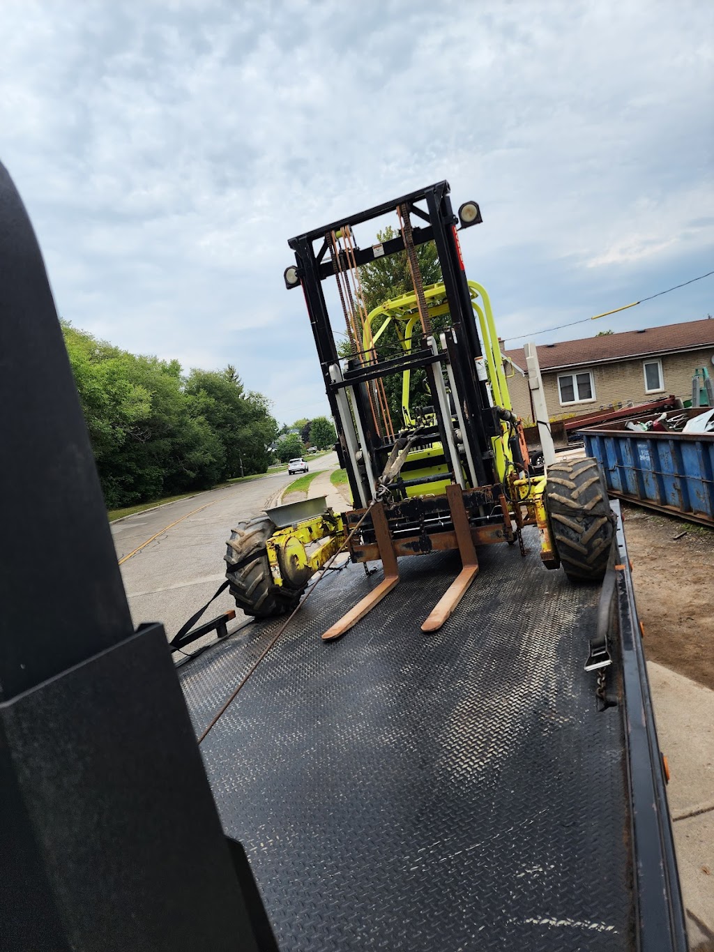 Memon Towing Service - Tow Truck Services | 24 Bottrell St, Bowmanville, ON L1C 4Z8, Canada | Phone: (647) 770-3677