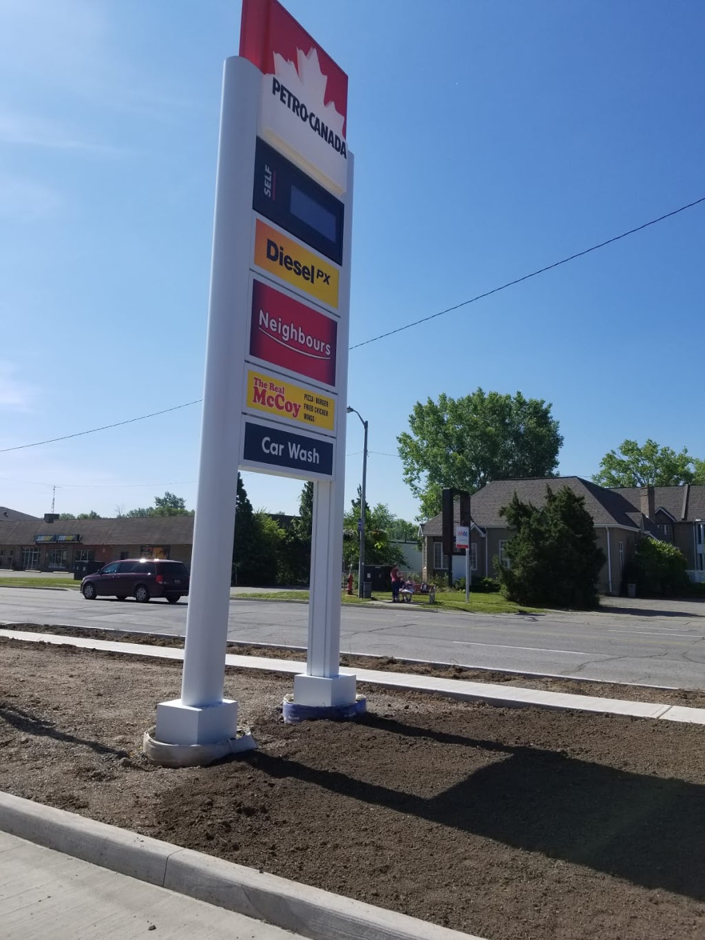 Petro-Canada | 7939 Lundys Ln, Niagara Falls, ON L2H 1H3, Canada | Phone: (905) 357-1222